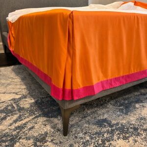 Target Home Satin Bed Skirt – Queen Size – Orange & Pink | Like New
